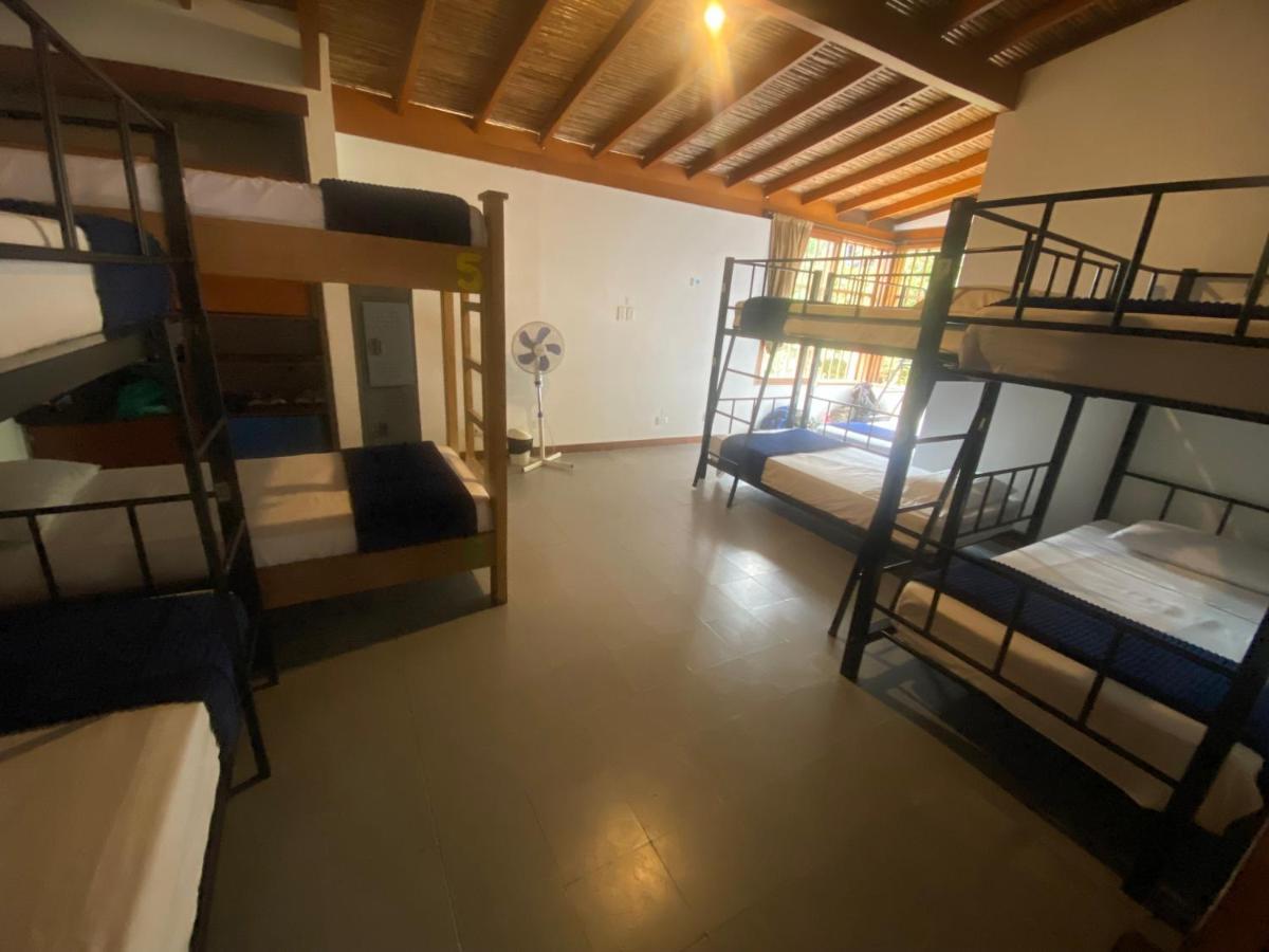 Yolo Hostel Medellín Extérieur photo