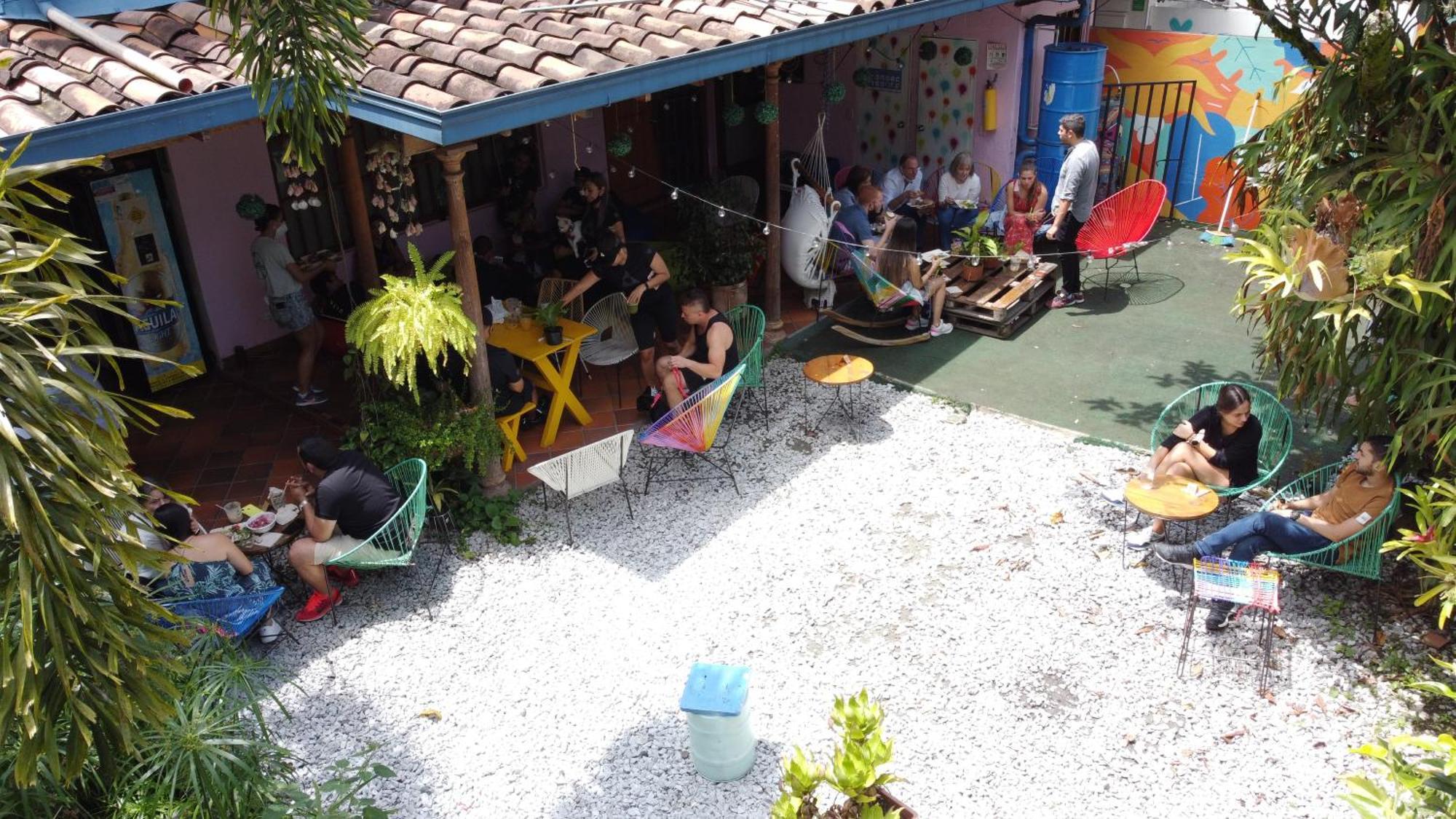 Yolo Hostel Medellín Extérieur photo