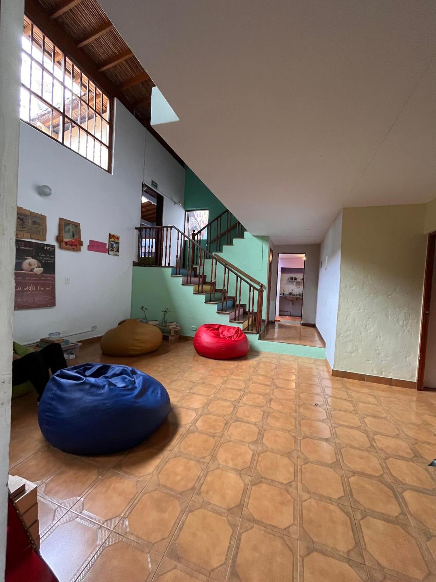 Yolo Hostel Medellín Extérieur photo