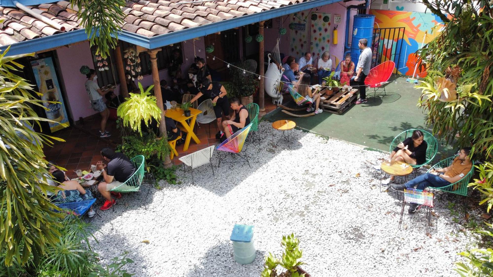 Yolo Hostel Medellín Extérieur photo