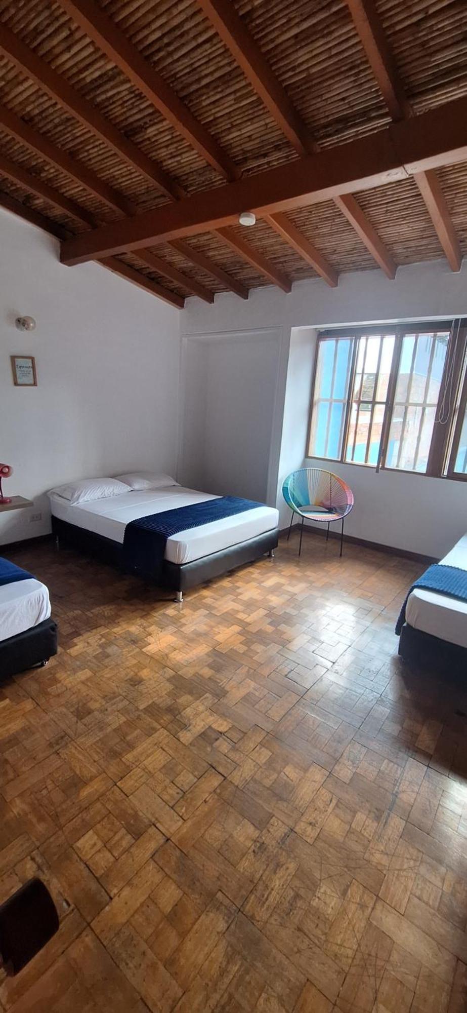Yolo Hostel Medellín Extérieur photo