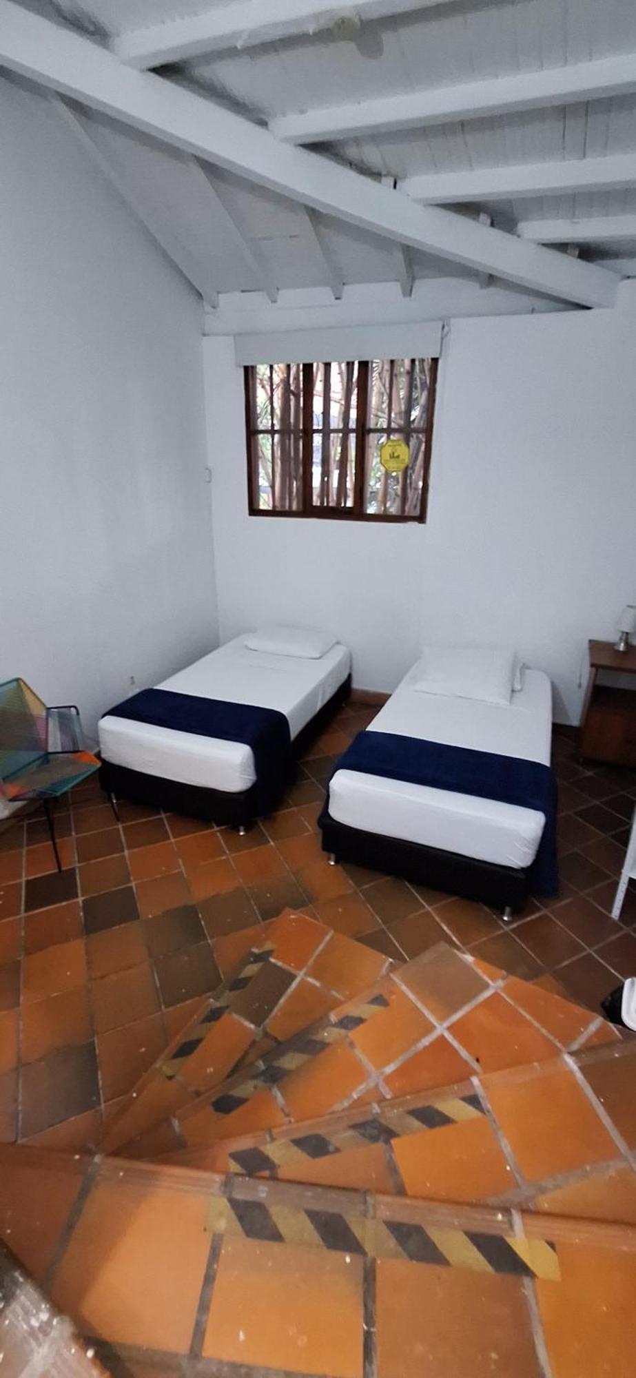 Yolo Hostel Medellín Extérieur photo